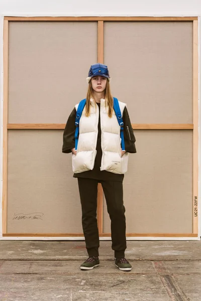 Look 12